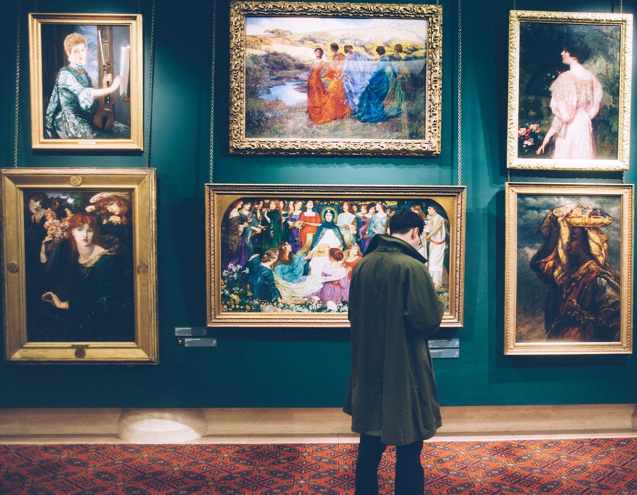 Immersive Virtual Galleries